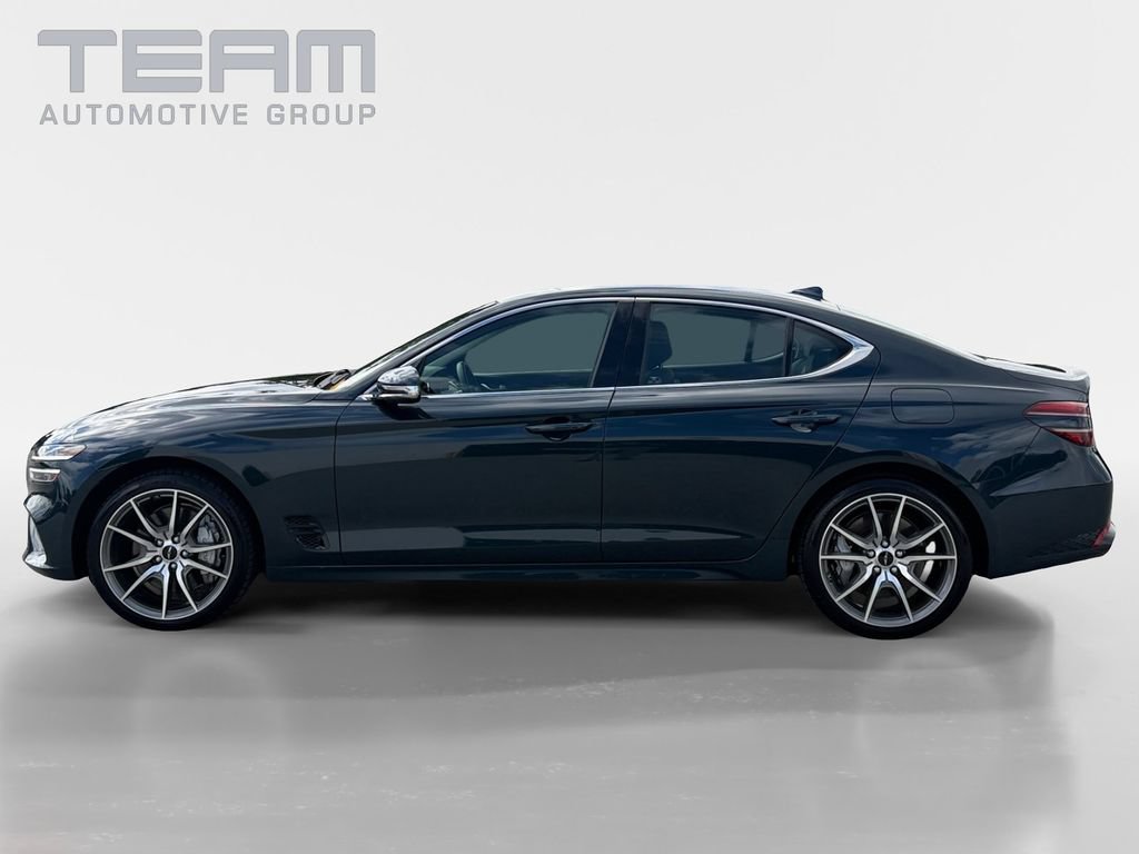 Used 2025 Genesis G70 2.5T AWD/4WD image 4