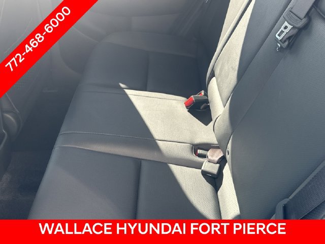 Used 2025 Hyundai Kona Limited FWD image 16