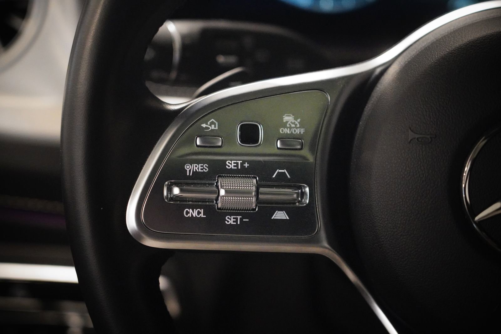 Certified 2023 Mercedes-Benz G 550 image 17