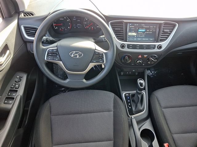 Used 2022 Hyundai Accent SEL image 12