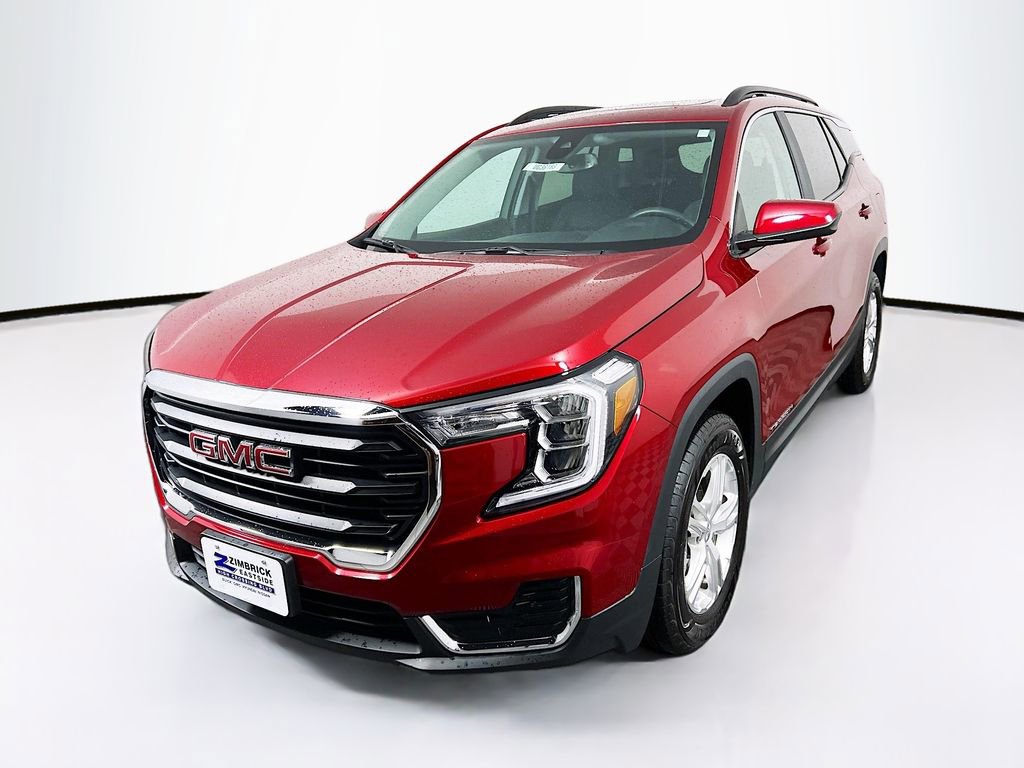 Certified 2022 GMC Terrain SLE w/ Driver Convenience Package image 3