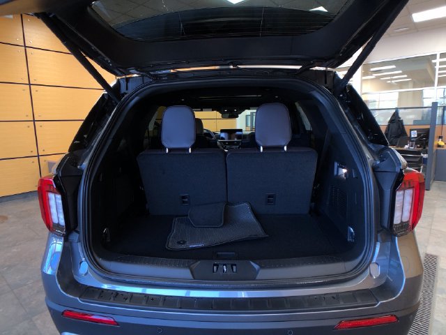 New 2027 Ford Explorer Platinum w/ LUX Leather Package AWD/4WD image 23