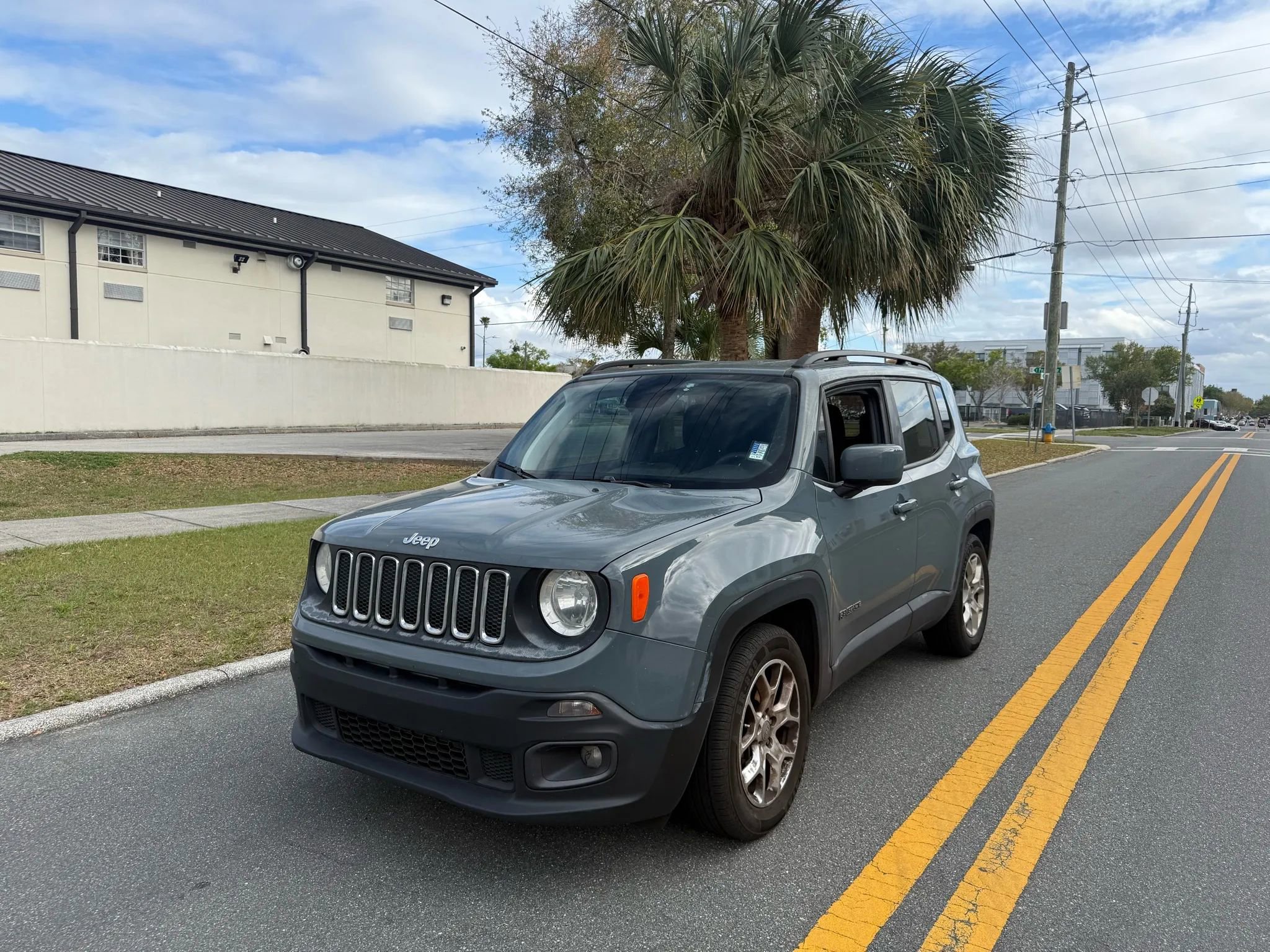 Used 2018 Jeep Renegade Latitude