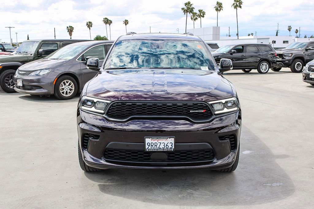 Used 2025 Dodge Durango GT image 2