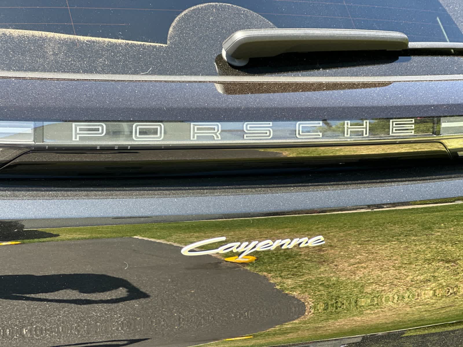 New 2026 Porsche Cayenne Electric AWD/4WD image 30