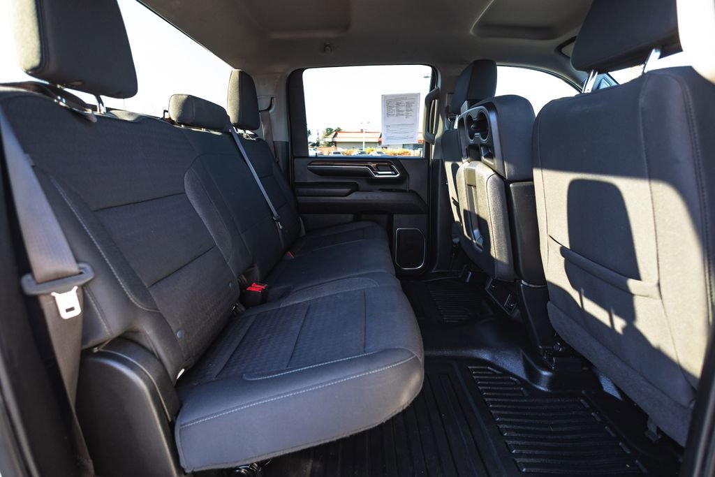 Used 2024 Chevrolet Silverado 3500 LT image 33