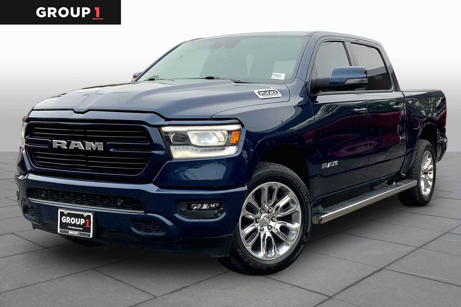 Used 2023 RAM 1500 Laramie AWD/4WD image 1