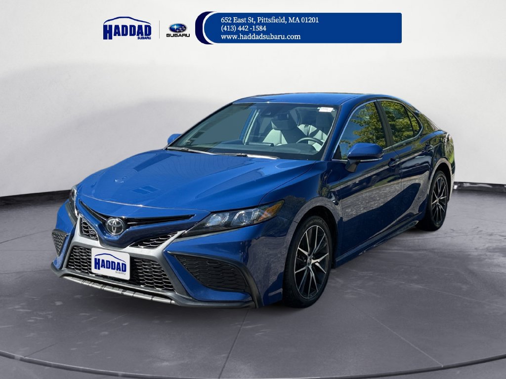 Used 2024 Toyota Camry SE w/ Cold Weather Package