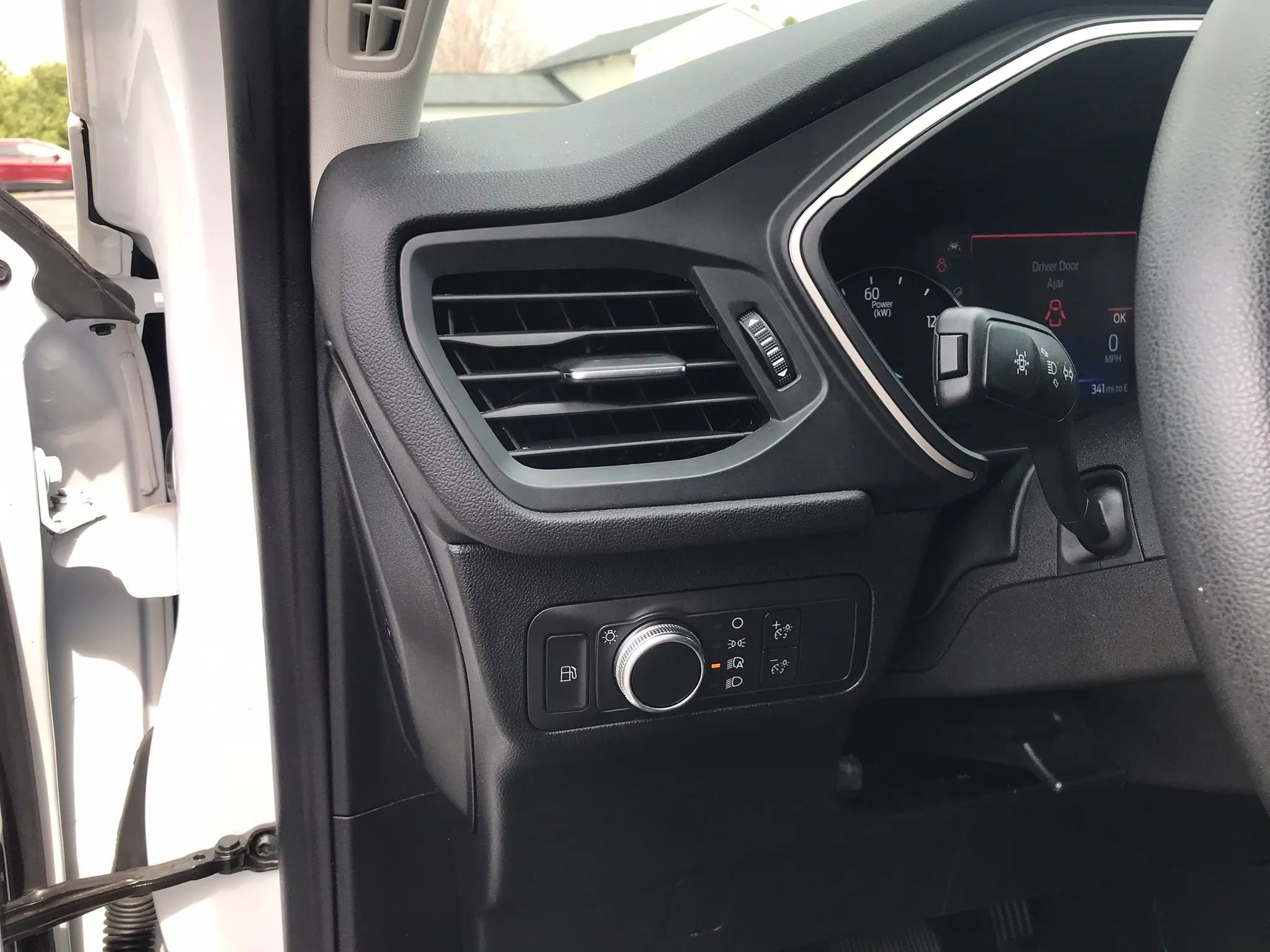 Used 2022 Ford Escape SE image 14