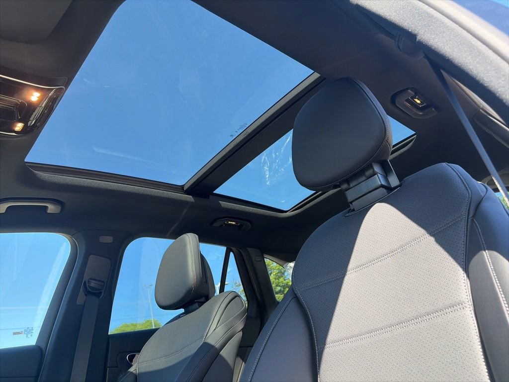 New 2026 Mercedes-Benz GLC 300 4MATIC image 21