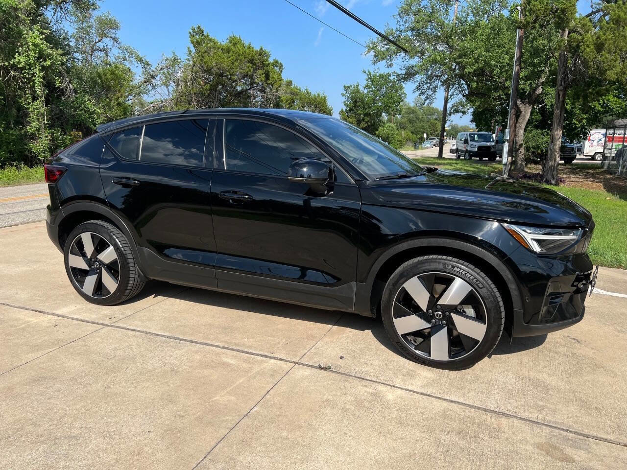 Used 2022 Volvo C40 P8 Recharge Ultimate AWD/4WD image 18