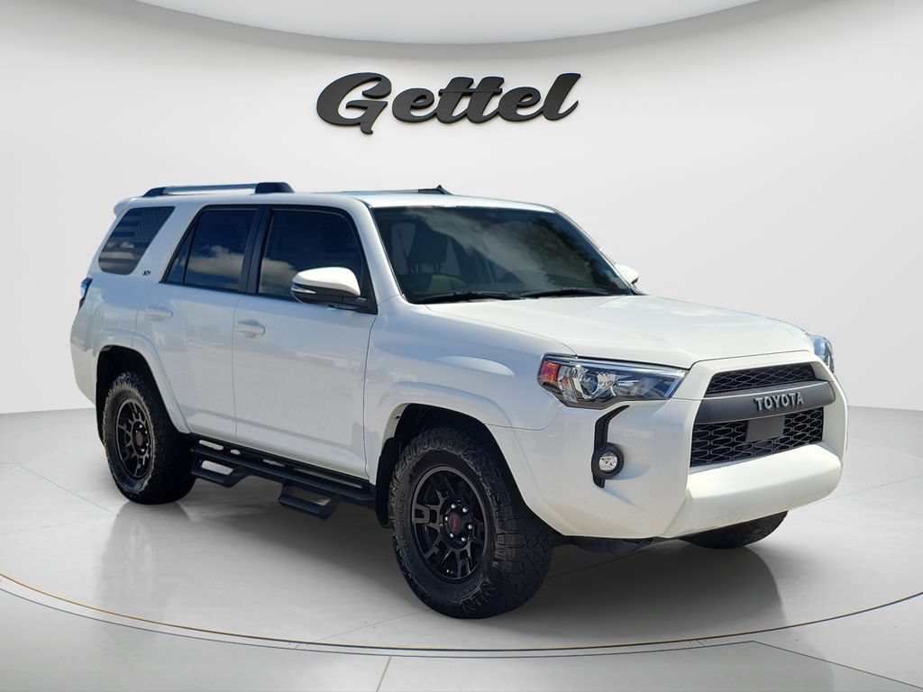 Certified 2024 Toyota 4Runner SR5 Premium w/ Moonroof Package RWD image 3