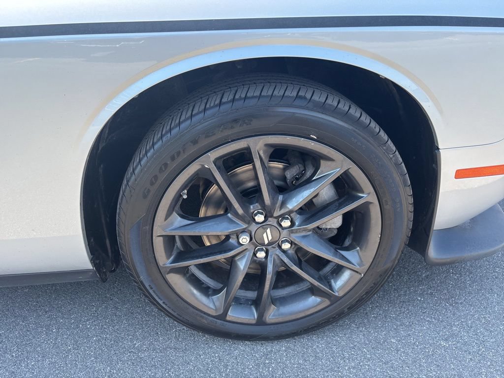 Used 2022 Dodge Challenger GT w/ Plus Package AWD/4WD image 13