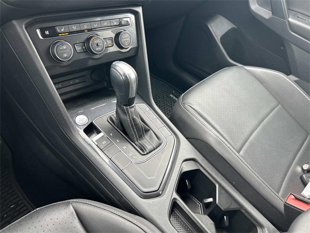 Used 2021 Volkswagen Tiguan SE image 26