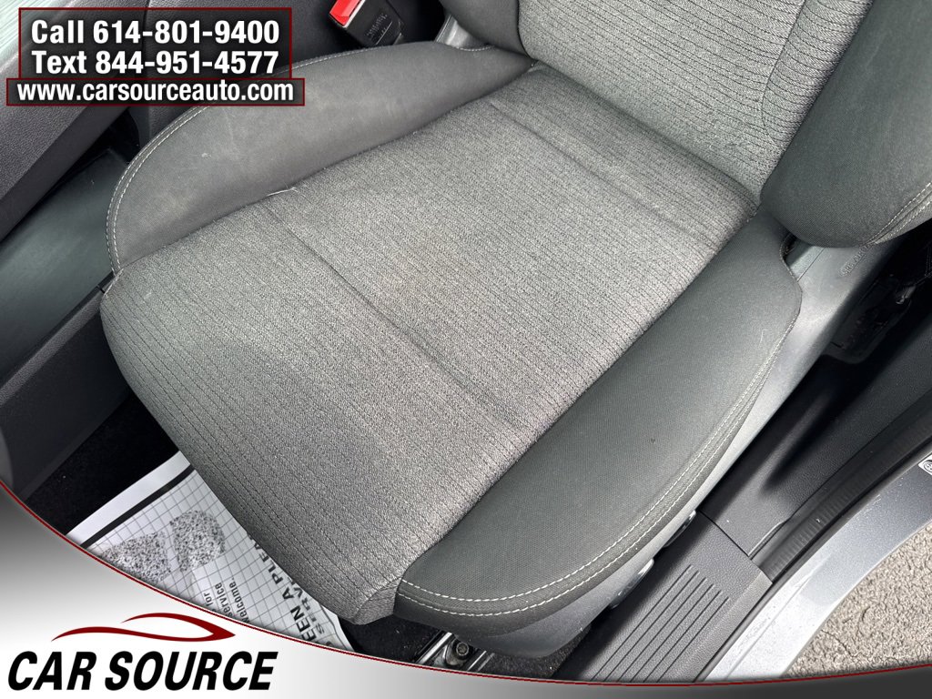 Used 2021 Nissan Rogue SV image 16