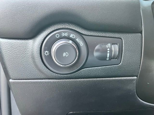 Used 2023 Dodge Durango GT AWD/4WD image 32