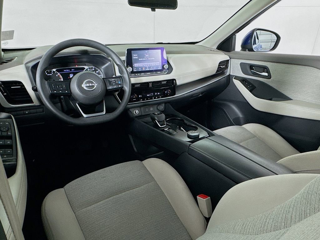 Used 2022 Nissan Rogue SV image 28