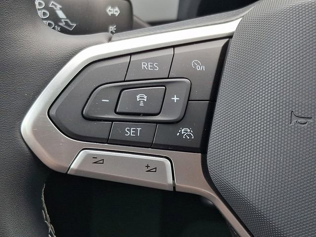 Used 2023 Volkswagen Atlas SEL AWD/4WD image 22