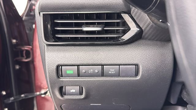 Certified 2024 Nissan Sentra SV FWD image 30