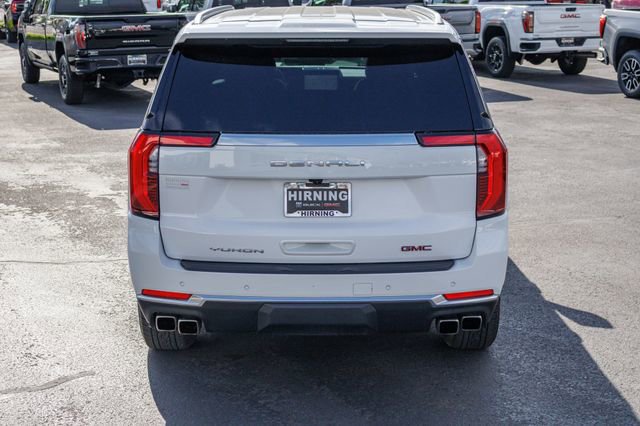 Used 2025 GMC Yukon XL Denali AWD/4WD image 34