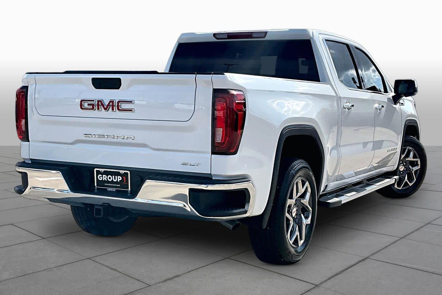 Used 2026 GMC Sierra 1500 SLT RWD image 13