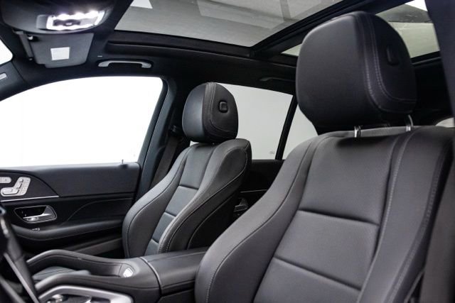 Used 2025 Mercedes-Benz GLE 350 4MATIC image 13
