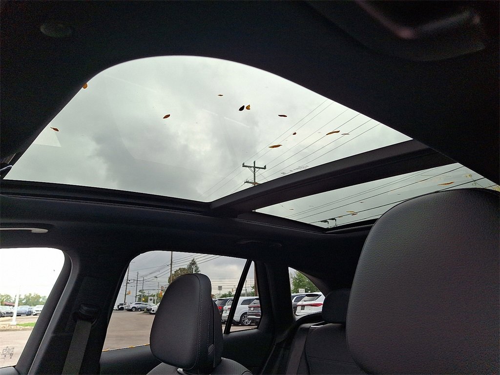 New 2026 Mercedes-Benz GLC 300 4MATIC image 16