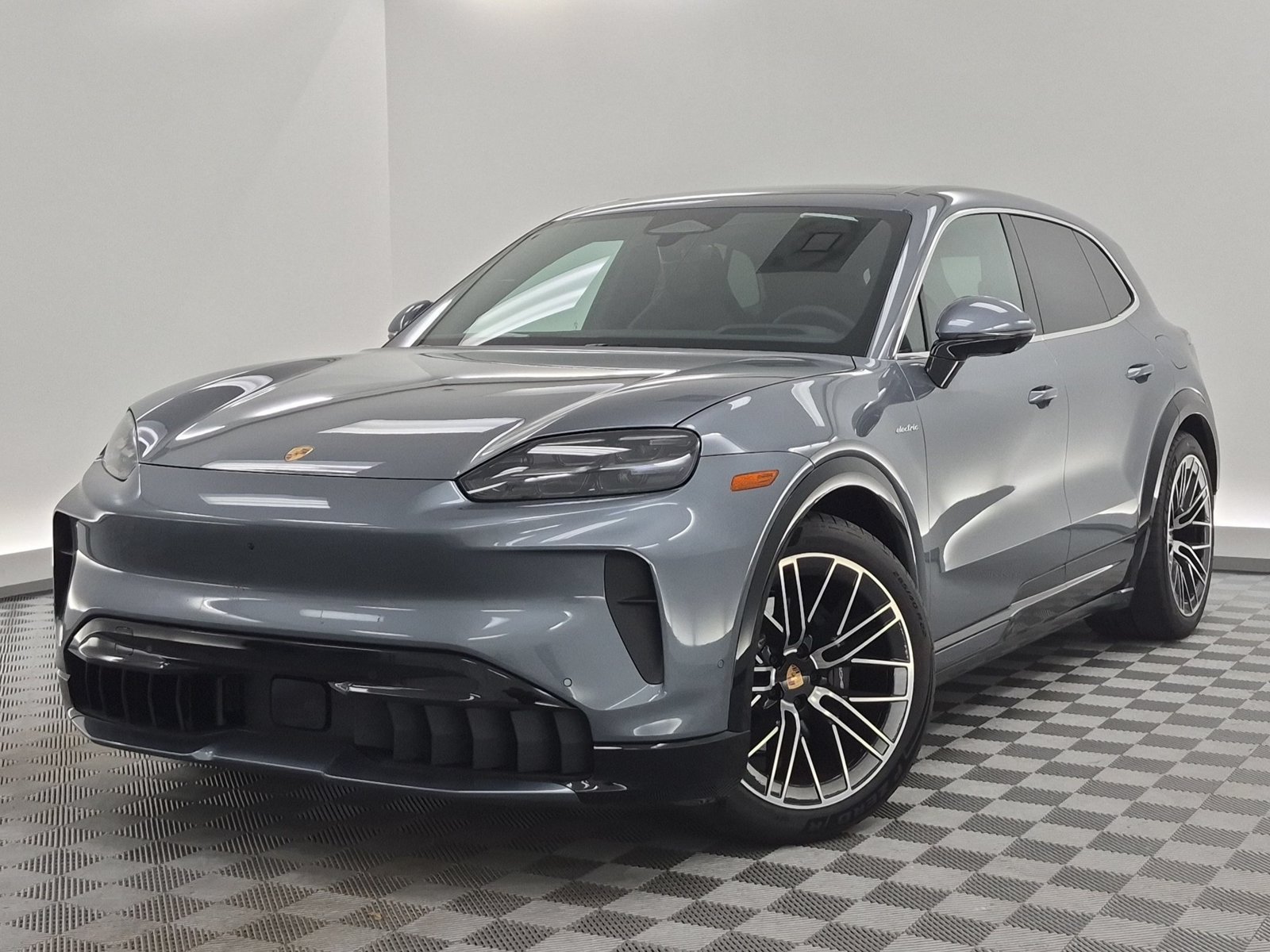 New 2026 Porsche Cayenne Electric AWD/4WD video 1