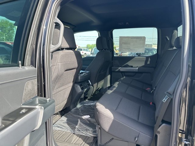 New 2025 Ford F150 XLT w/ Equipment Group 302A MID image 27