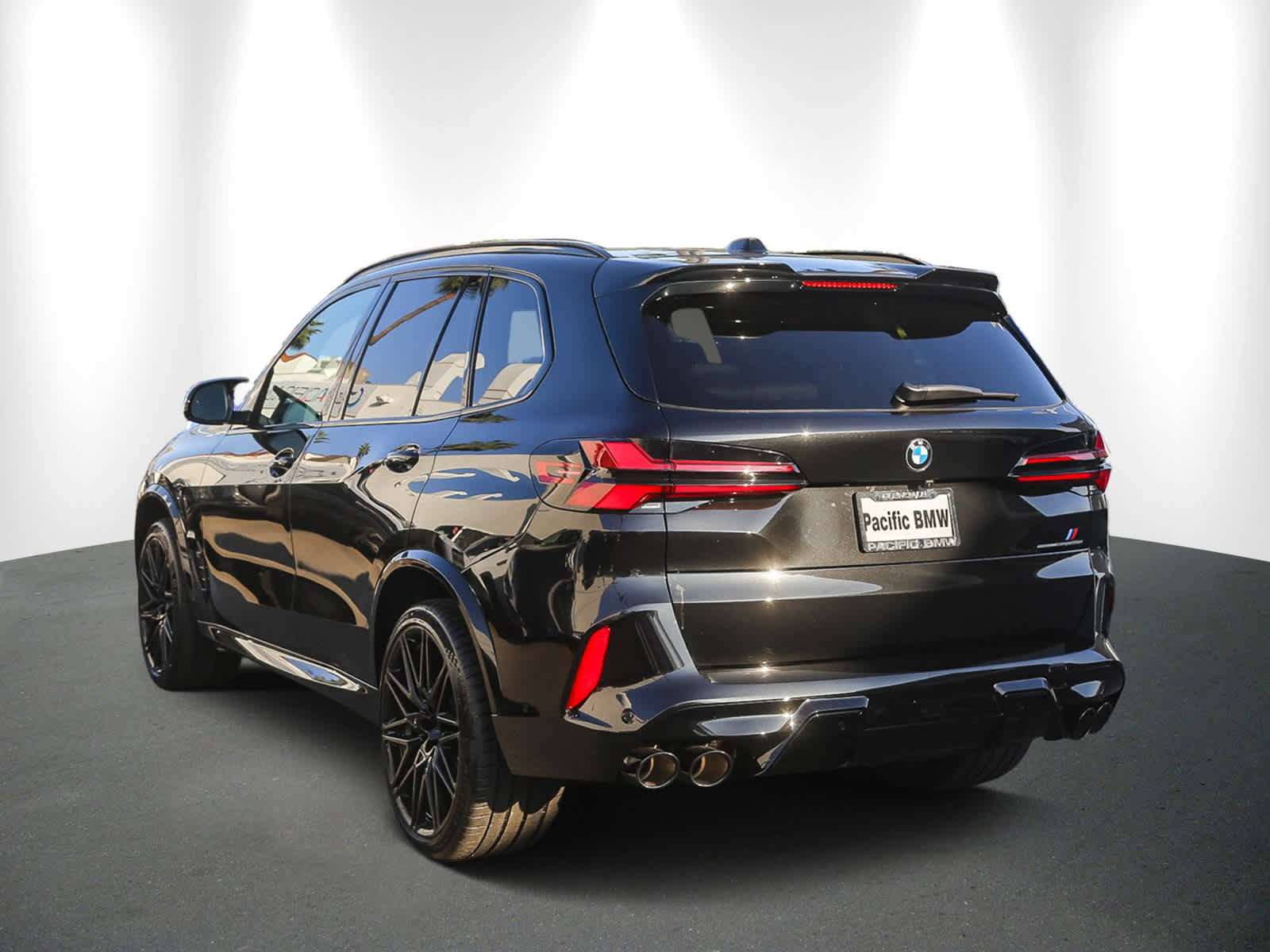 New 2026 BMW X5 M Competition w/ Executive Package image 4