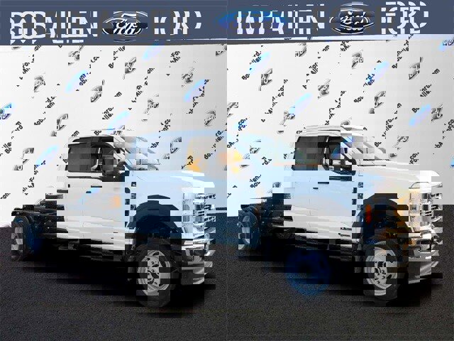 New 2025 Ford F450 XL w/ XL Chrome Package