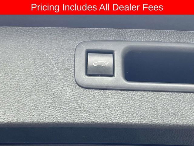 Used 2021 Toyota Highlander XLE FWD image 14