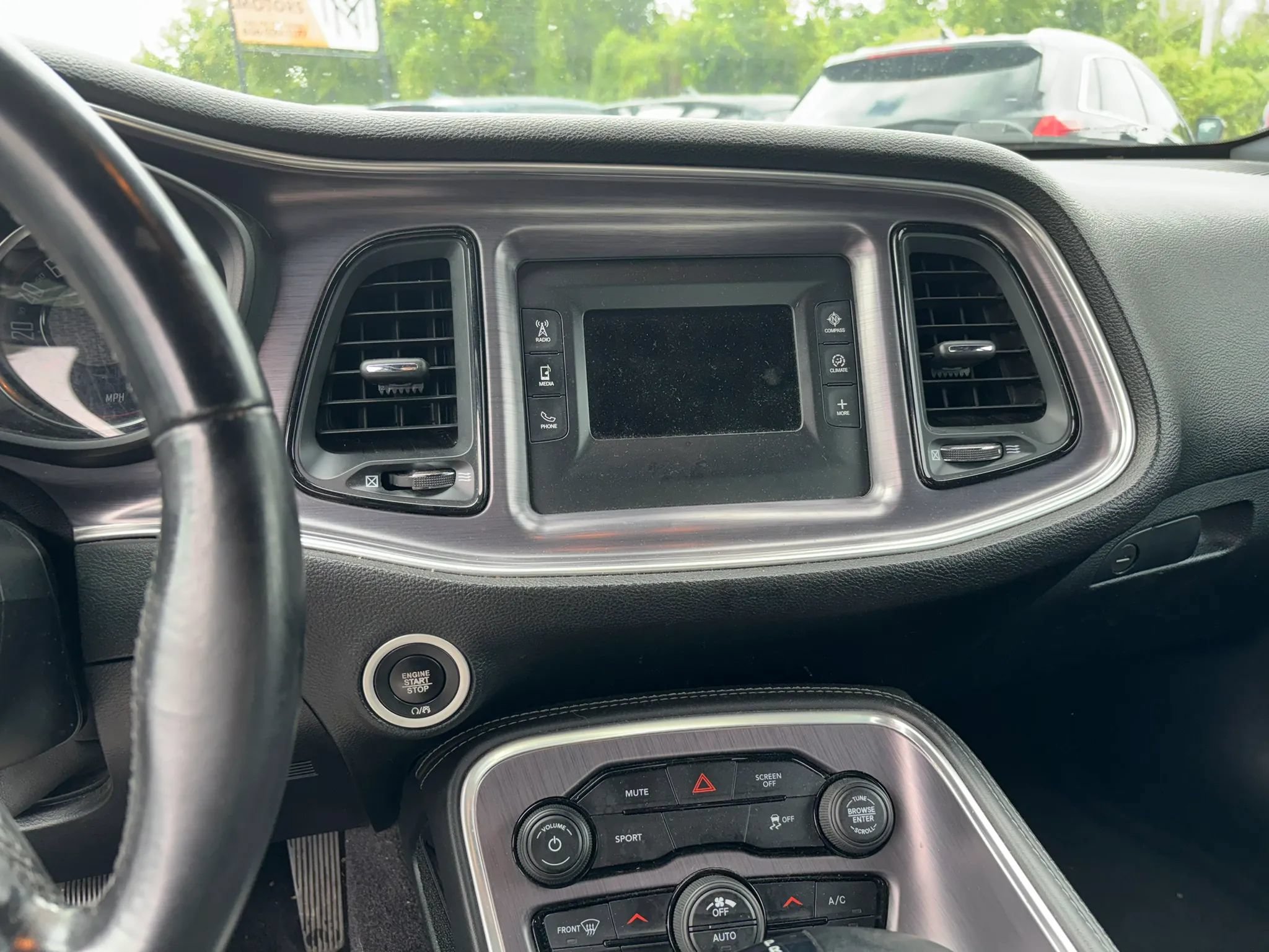 Used 2017 Dodge Challenger SXT RWD image 13