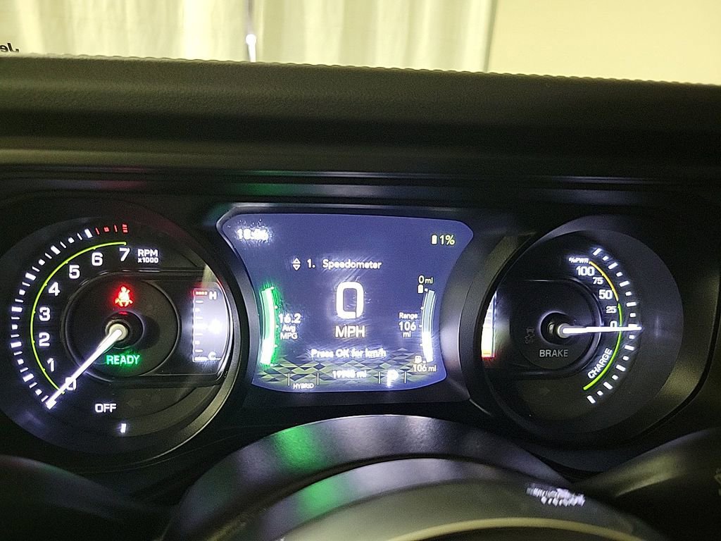 Used 2025 Jeep Wrangler Unlimited Sahara w/ Safety Group image 14