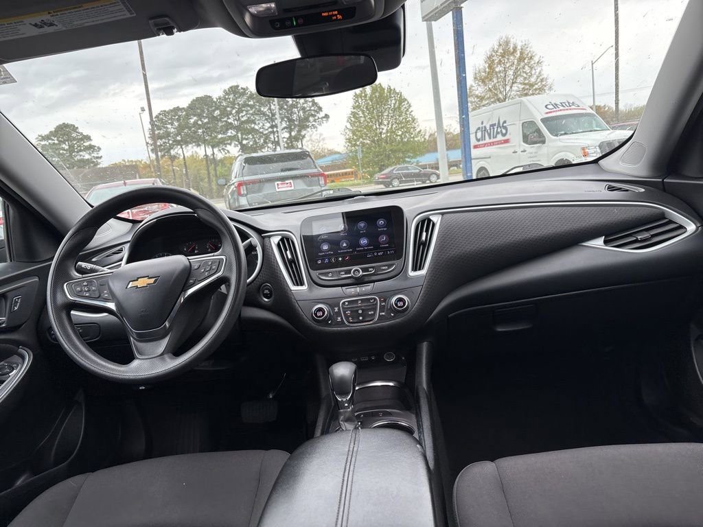 Used 2024 Chevrolet Malibu LT FWD image 10