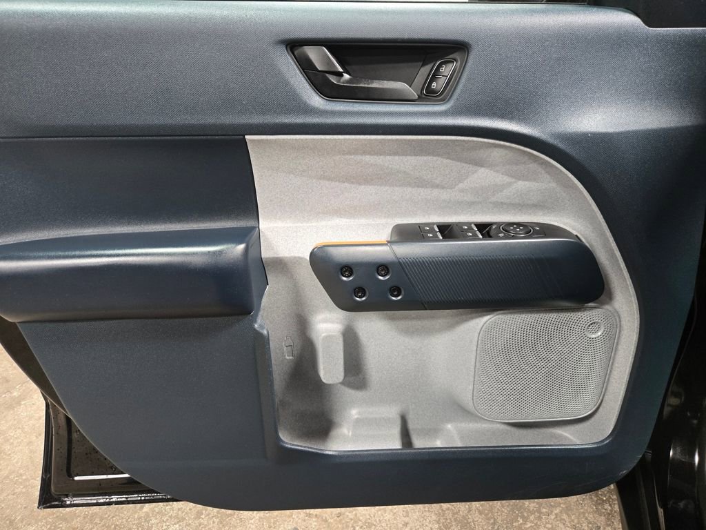 Used 2022 Ford Maverick XLT w/ Equipment Group 300A Standard image 8