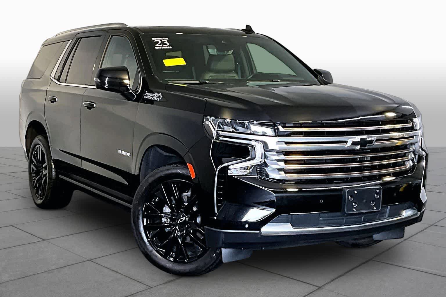Used 2023 Chevrolet Tahoe High Country w/ Premium Package 2 AWD/4WD image 3