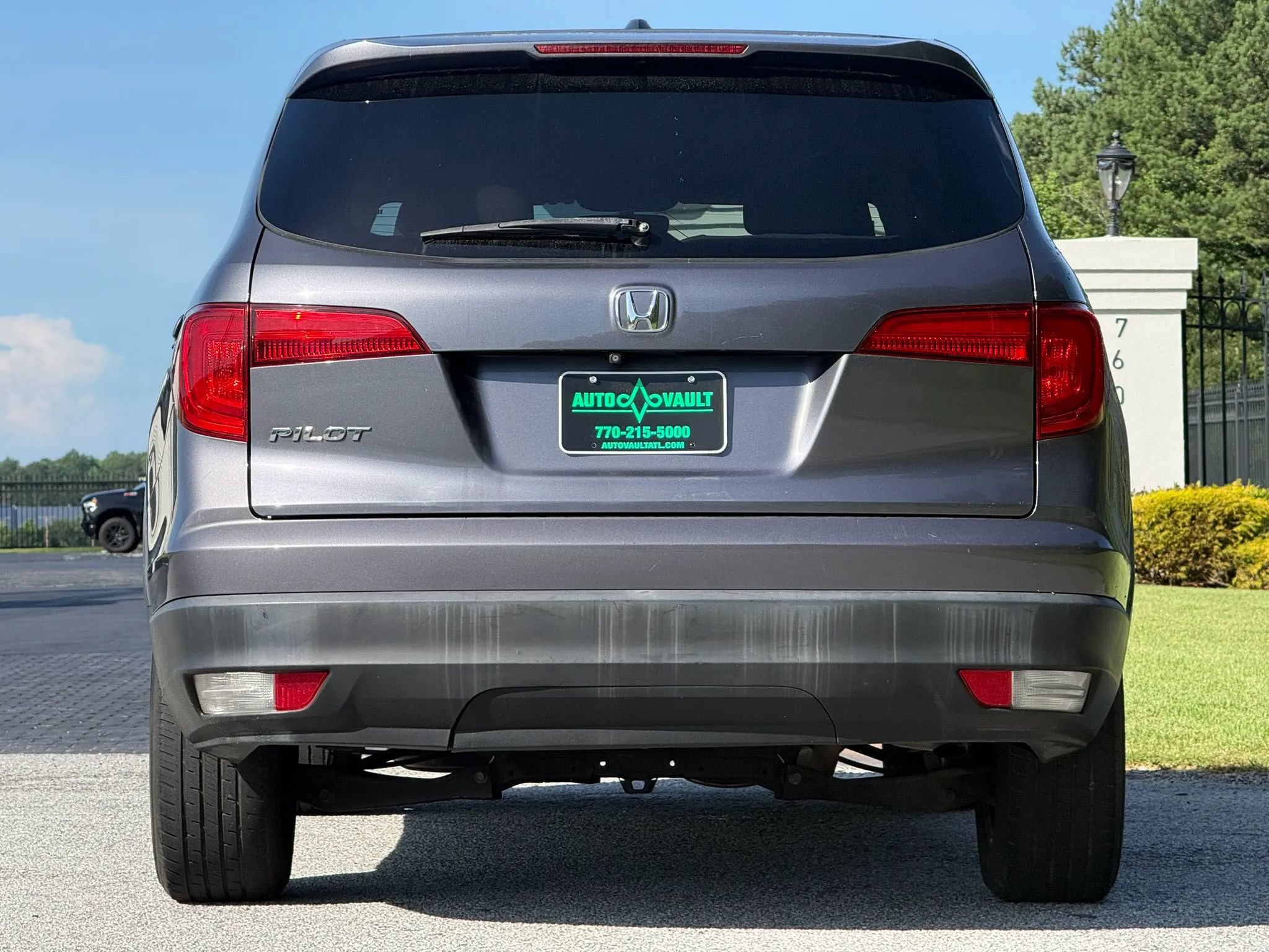 Used 2018 Honda Pilot EX image 10
