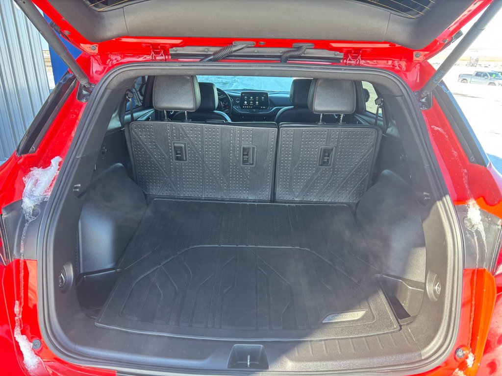 Used 2025 Chevrolet Blazer RS image 36