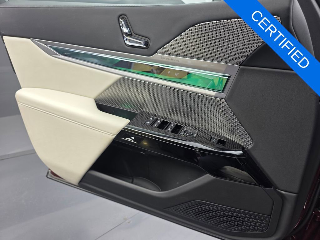Certified 2023 BMW 760i xDrive AWD/4WD image 22