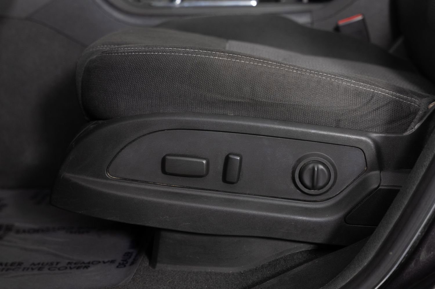 Used 2017 Chevrolet Traverse LT image 17