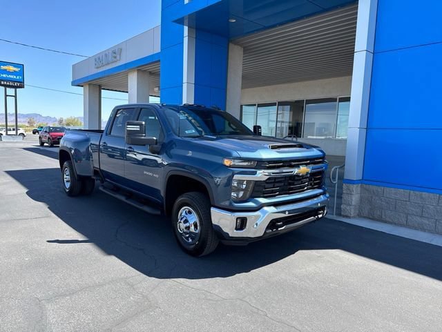 New 2026 Chevrolet Silverado 3500 LT w/ Safety Package