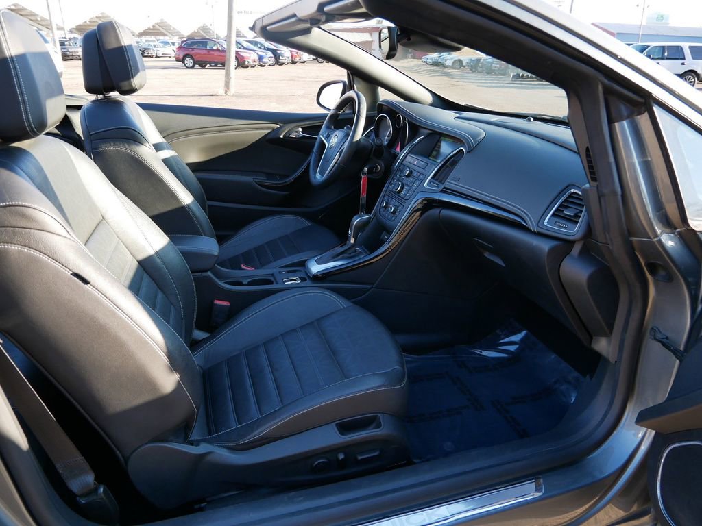 Used 2017 Buick Cascada Premium image 8