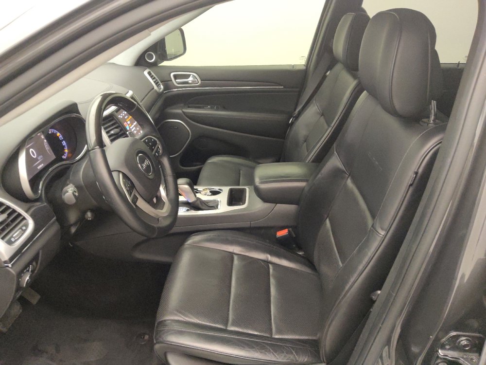 Used 2018 Jeep Grand Cherokee Summit w/ Platinum Series Group RWD image 17