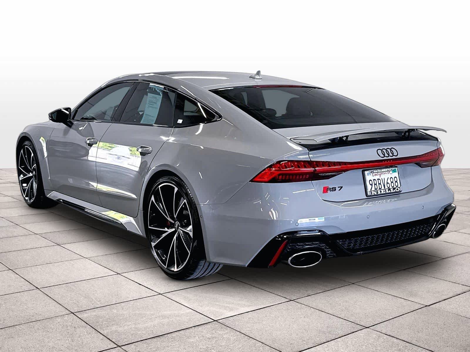 Used 2022 Audi RS 7 Sportback w/ Black Optic Package AWD/4WD image 13