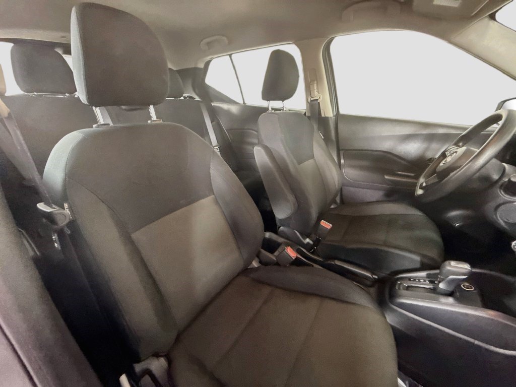 Used 2024 Nissan Kicks S FWD image 28