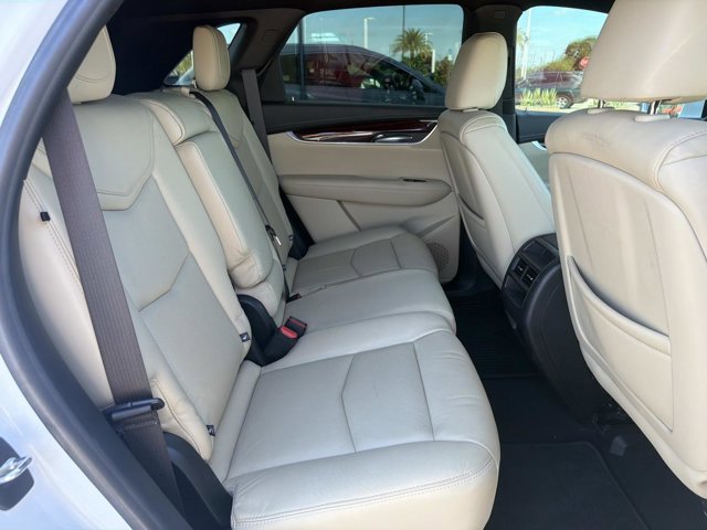 Used 2018 Cadillac XT5 Luxury w/ Driver Awareness Package FWD image 22