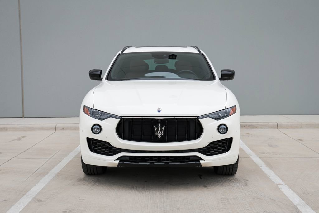 Used 2021 Maserati Levante image 3
