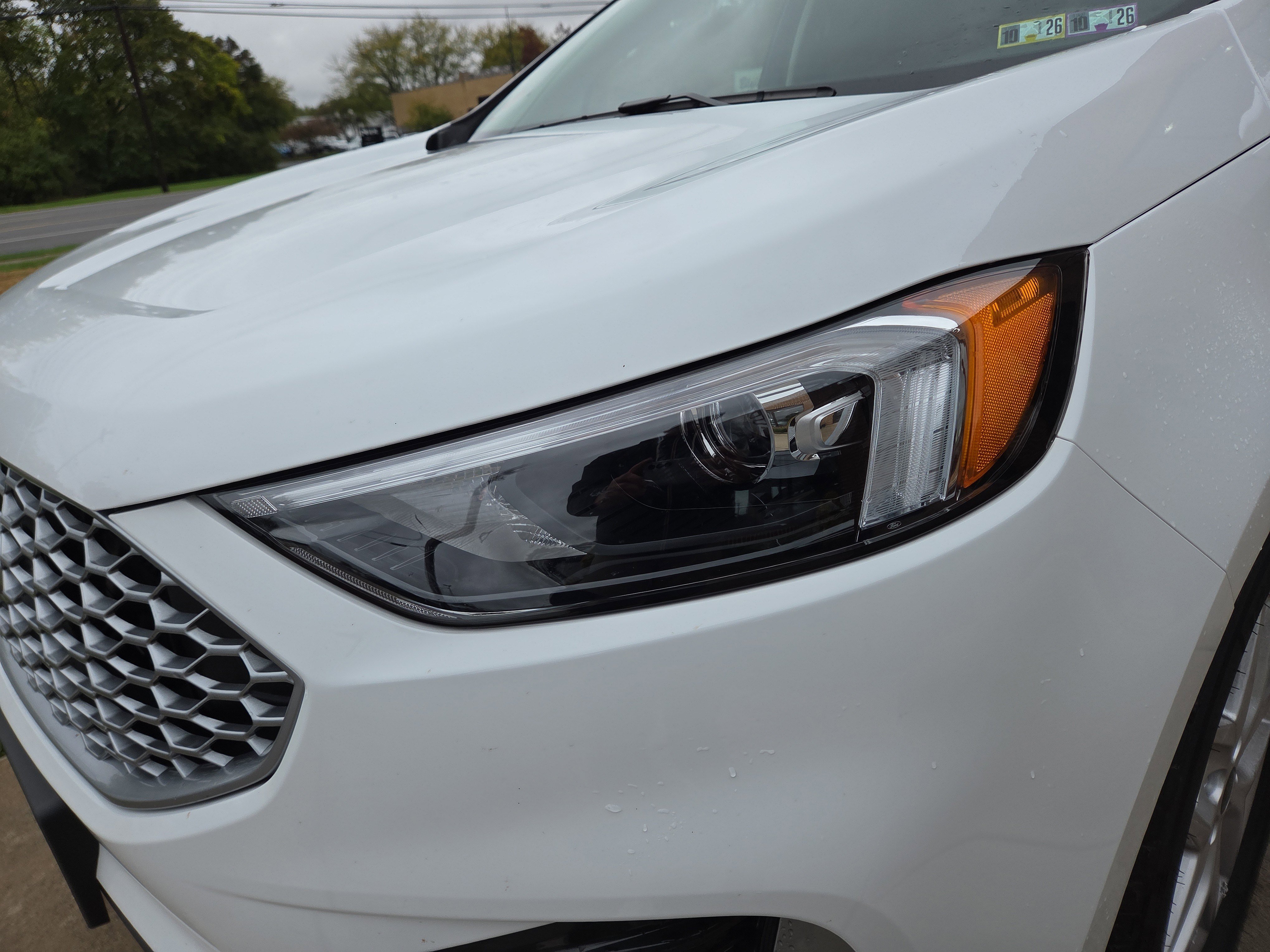Used 2024 Ford Edge SEL image 10