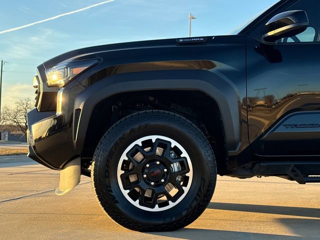 Used 2025 Toyota Tacoma TRD Off-Road image 6
